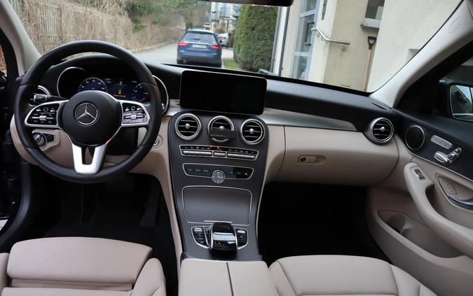 Mercedes-Benz Klasa C cena 172000 przebieg: 13000, rok produkcji 2021 z Kielce małe 466